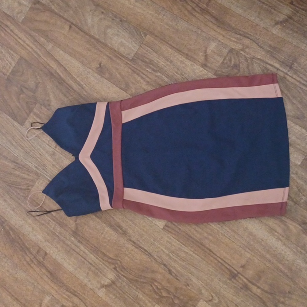 Windsor dress size medium - Picture 2 of 7